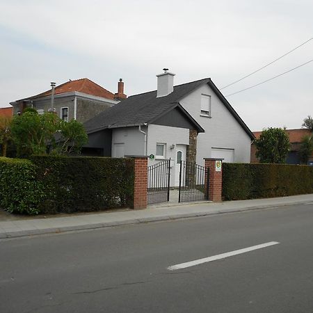 Gite De La Rhosnes Amougies Exterior photo