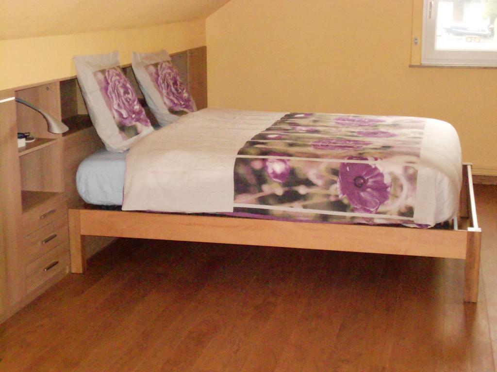 Gite De La Rhosnes Amougies Room photo